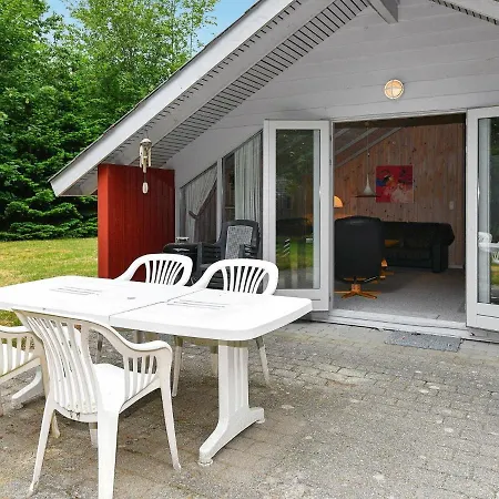 Otel 6 Person In 3*